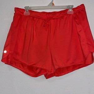 Avía Shorts